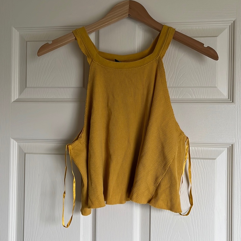 Wild fable flowy cropped Tank, Medium